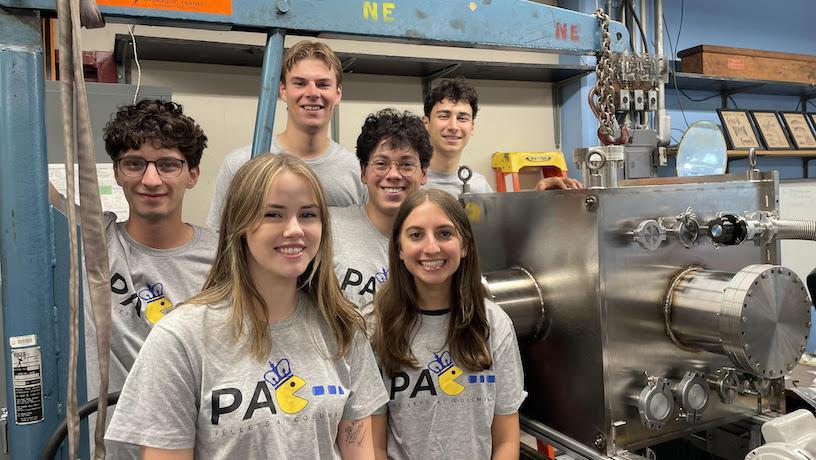 Carlos Paz-Soldan's undergraduate team that earned the DOE grant to advance fusion energy research