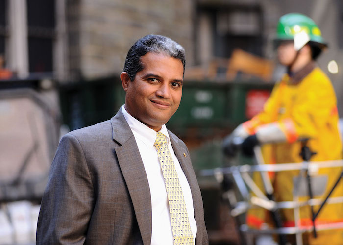 Columbia Engineering professor Feniosky A. Peña-Mora