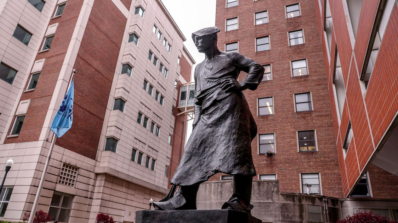 Statue