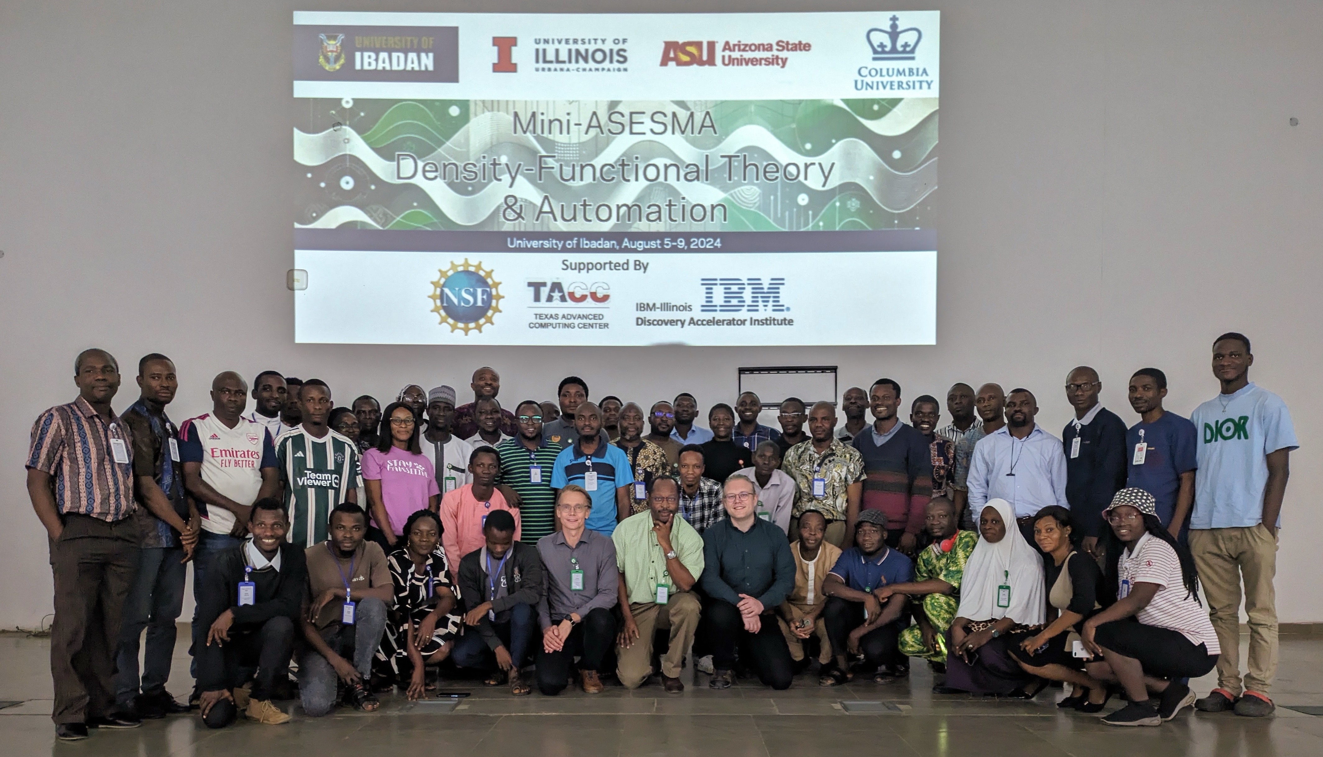 The participants of the Mini-ASESMA at the University of Ibadan, Nigeria. In the center of the front row, left to right, are André Schleife, Omololu Akin-Ojo, and Alex Urban.