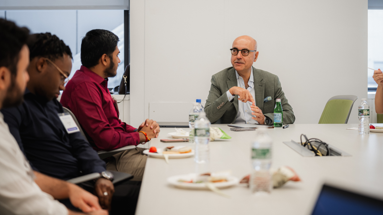 Imran Shah, a member of the Board of Visitors at Columbia Engineering, meets with students as a Silberstein Family Executive in Residence