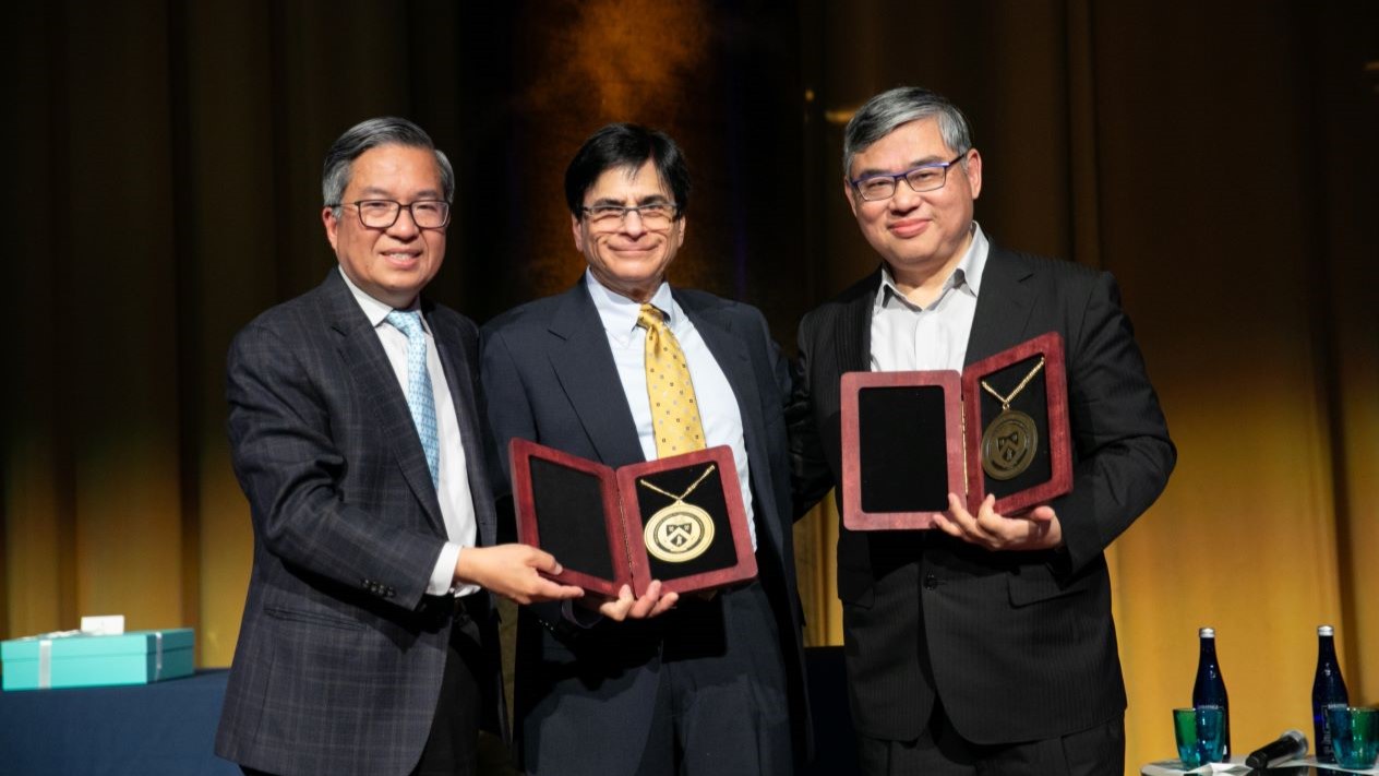  Left to right: Shih-Fu Chang, Steven Feiner, Fermi Wang.