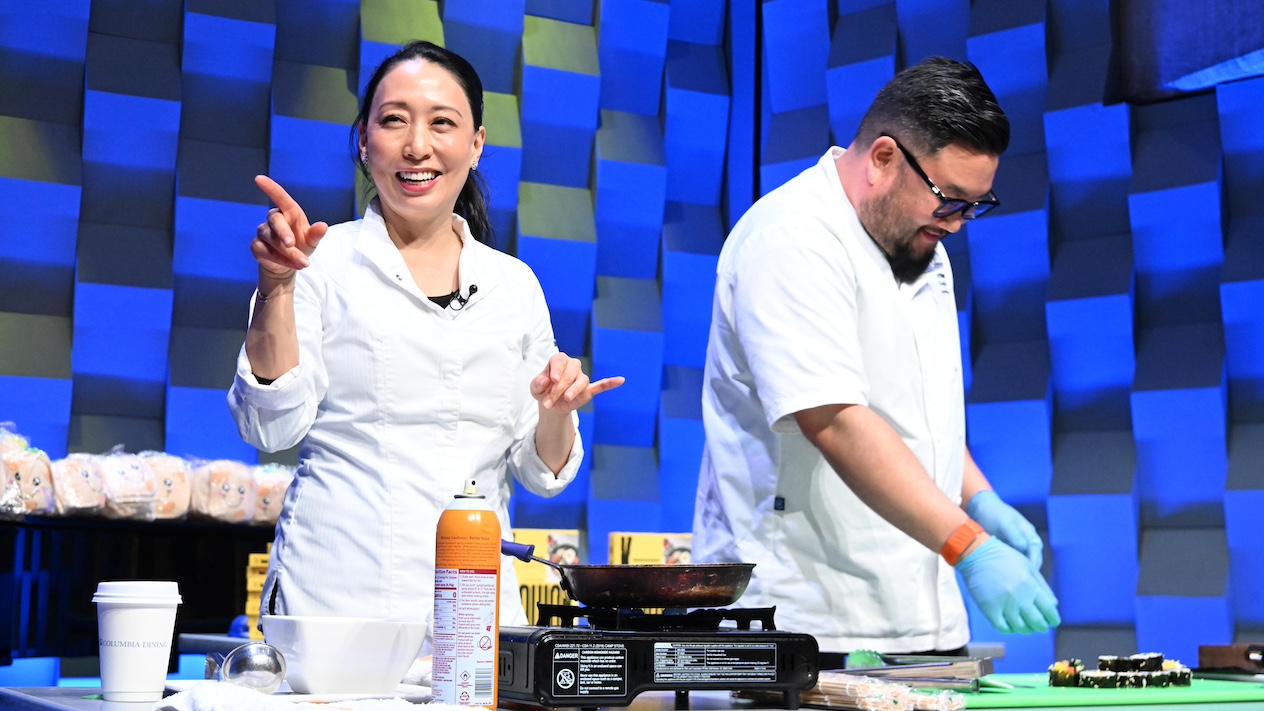 Chef Judy Joo BS’97 leads the Feb. 11 kimbap masterclass for students on campus