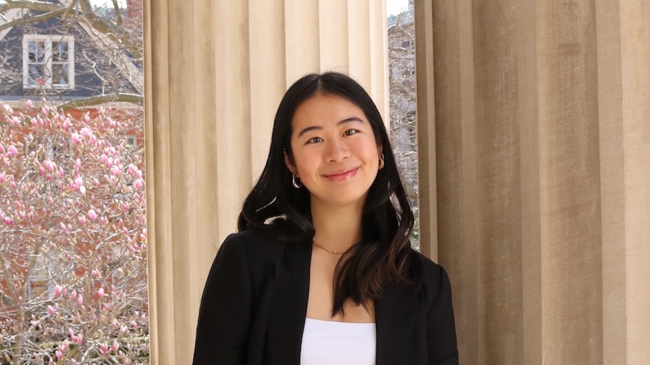 headshot of Janie Zhang on columbia campus