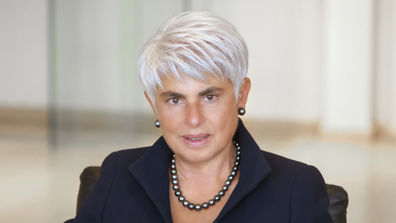 Angeliki Frangou headshot