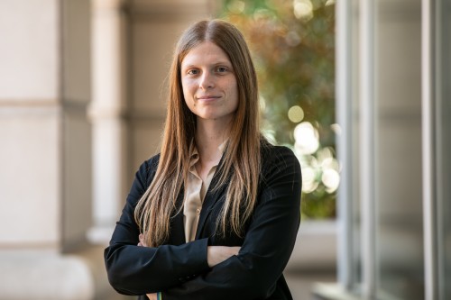 headshot of silvia sellan
