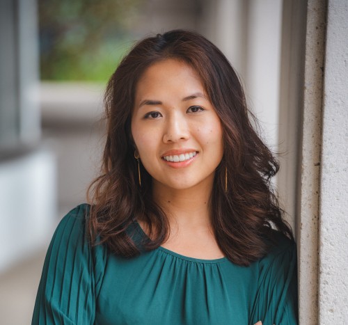 headshot of lily xu