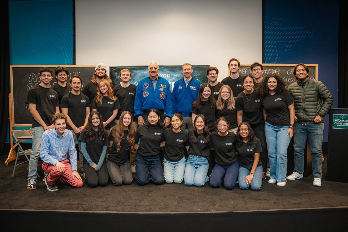 Pictured with members of Columbia Space Initiative (CSI), Mike Massimino (center left) and NASA Astronaut Woody Hoburg at the CSI-hosted event, “Are You Smarter than an Astronaut?”