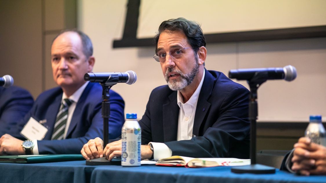 Richard Hartman speaking alongside Mike Kopp during the Lenfest Center for Sustainable Energy panel at Columbia University.