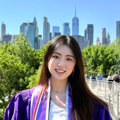 Ruoxuan (Rosie) Wang headshot