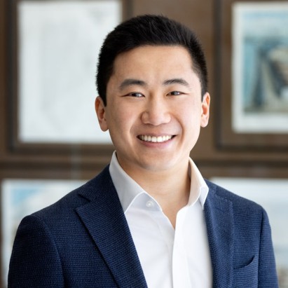 headshot of daniel hong