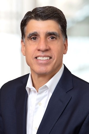 Thomas Scarangello headshot