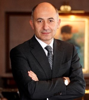 Dr. Erman Ilıcak headshot